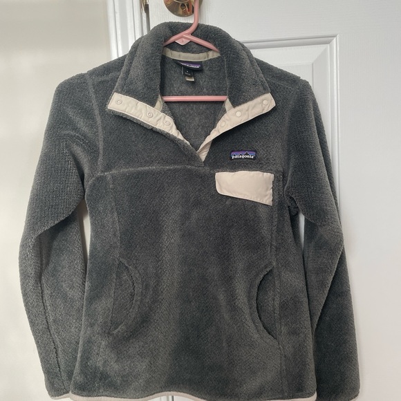 Women’s Patagonia sweatshirt - Picture 2 of 2